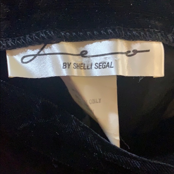 Leo by Shelli Segal Vintage Velvet Skirt - Picture 3 of 3